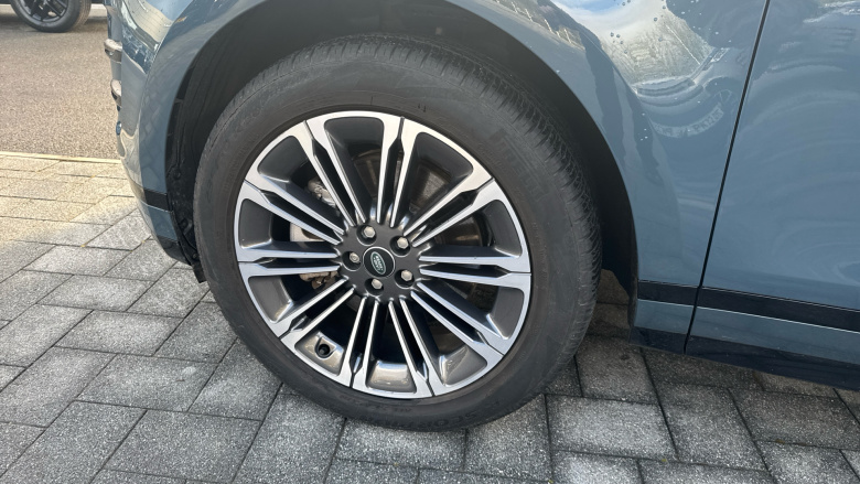 Land Rover Range Rover Evoque 1.5 P300e Dynamic SE 5dr Auto Hatchback